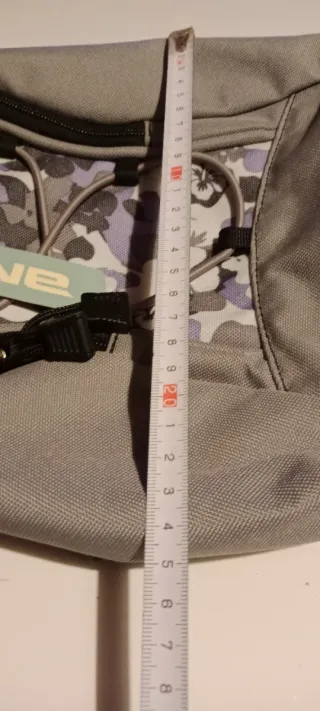 Mochila Dakine Mujer Nueva con Etiqueta