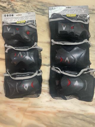 Patines Boomerang y 2 juegos de protección