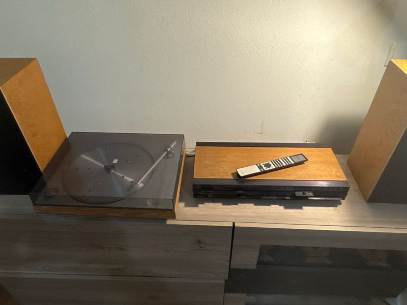 Bang & Olufsen Beosound Century Morado afbeelding 5