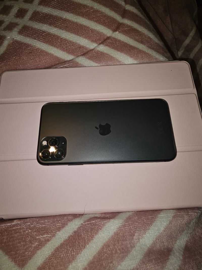iPhone 11 Pro Max Space Gray