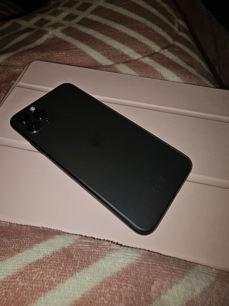 iPhone 11 Pro Max Space Gray afbeelding 3