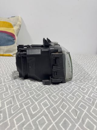 Faro delantero derecho BMW E36
