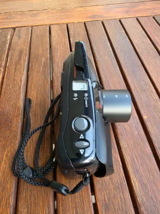 Cámara Olympus Mju Zoom 35-70mm Negra