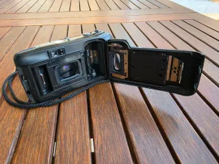 Cámara Olympus Mju Zoom 35-70mm Negra