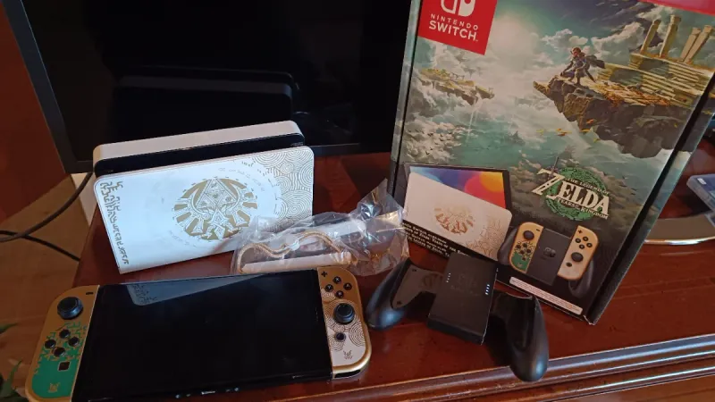Nintendo Switch OLED Edición Tears of the Kingdom