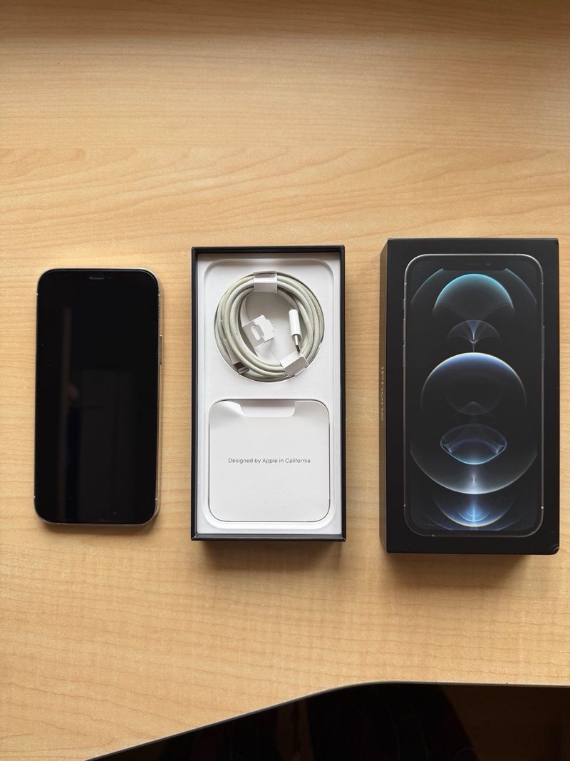iPhone 12 Pro Silver (128GB) afbeelding 2