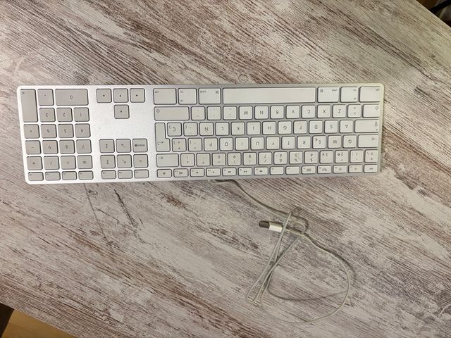 Teclado Apple USB con Teclado Numérico