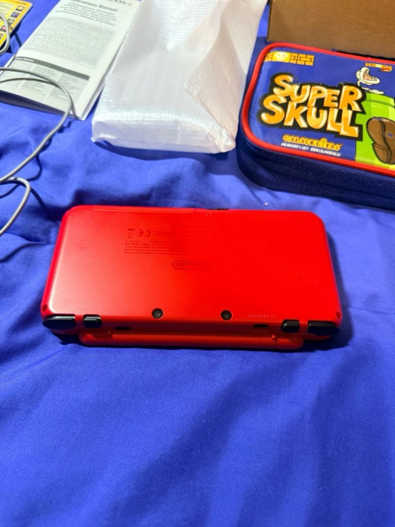 Nintendo 2DS Edición Pokeball afbeelding 3