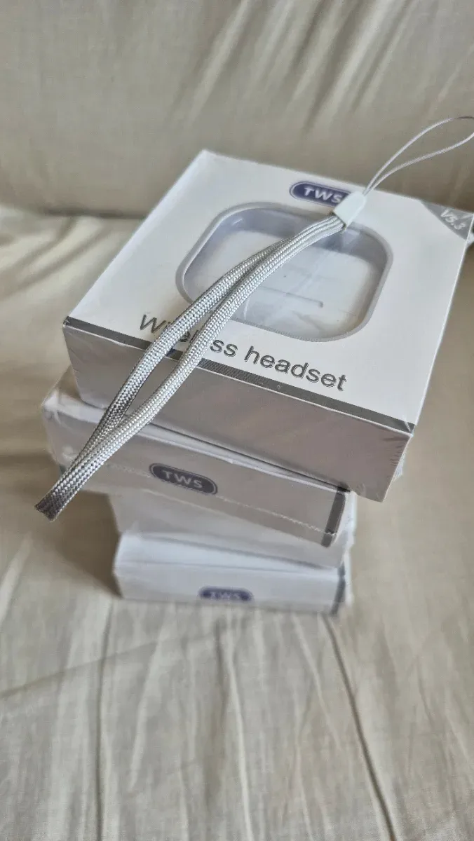 Cascos inalámbricos blancos con estuche y cable afbeelding 5