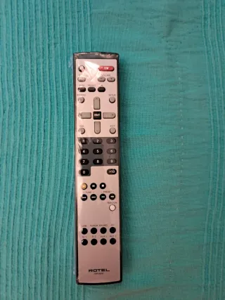 Amplificador Rotel RA-12 Negro