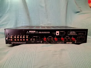 Amplificador Rotel RA-12 Negro