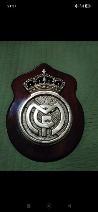 Escudo Real Madrid Bronce Macizo