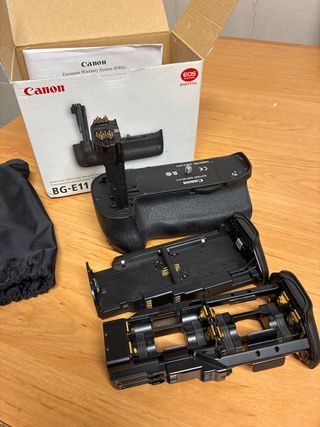Canon BG-E11 Battery Grip