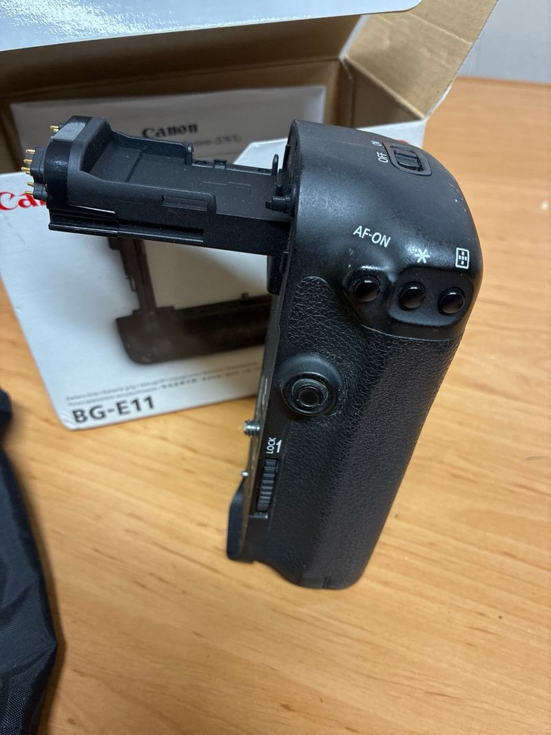 Canon BG-E11 Battery Grip afbeelding 2