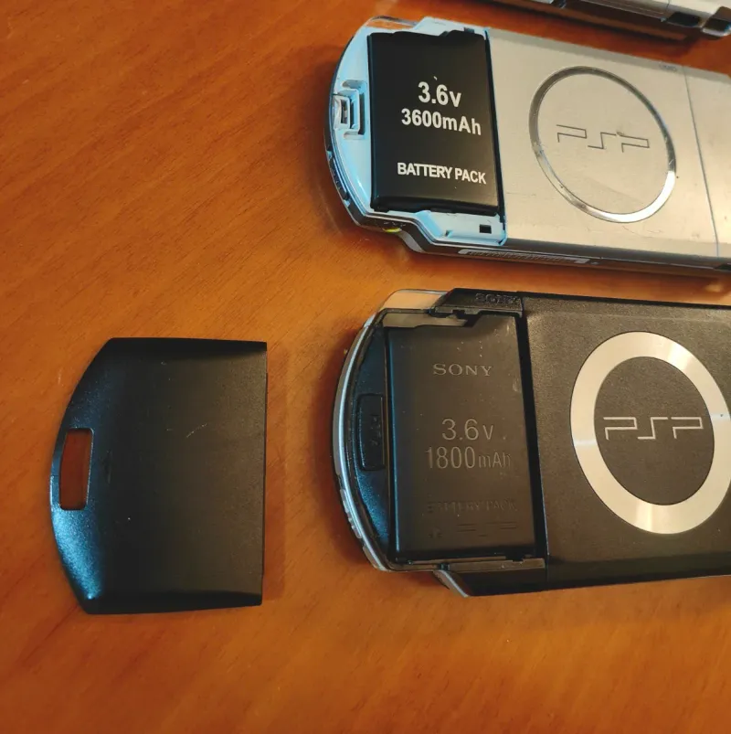 Lote de 2 PSP de Sony funcionales afbeelding 3