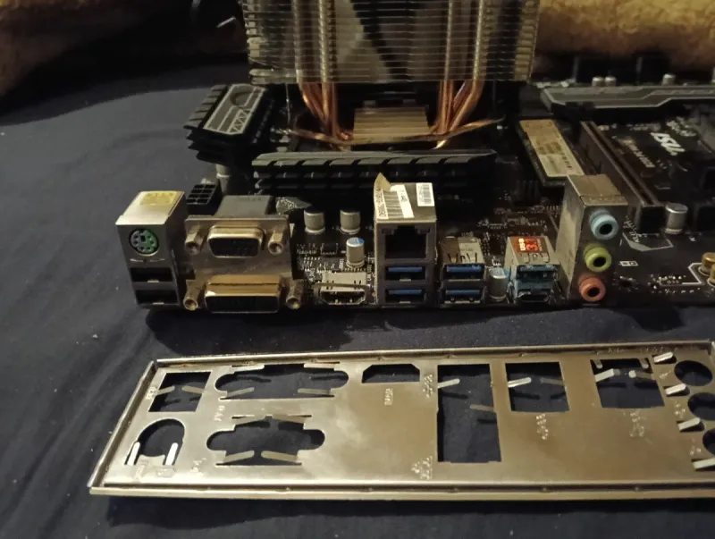 Placa Base MSI B250 PC Mate ATX + inter I5 7400