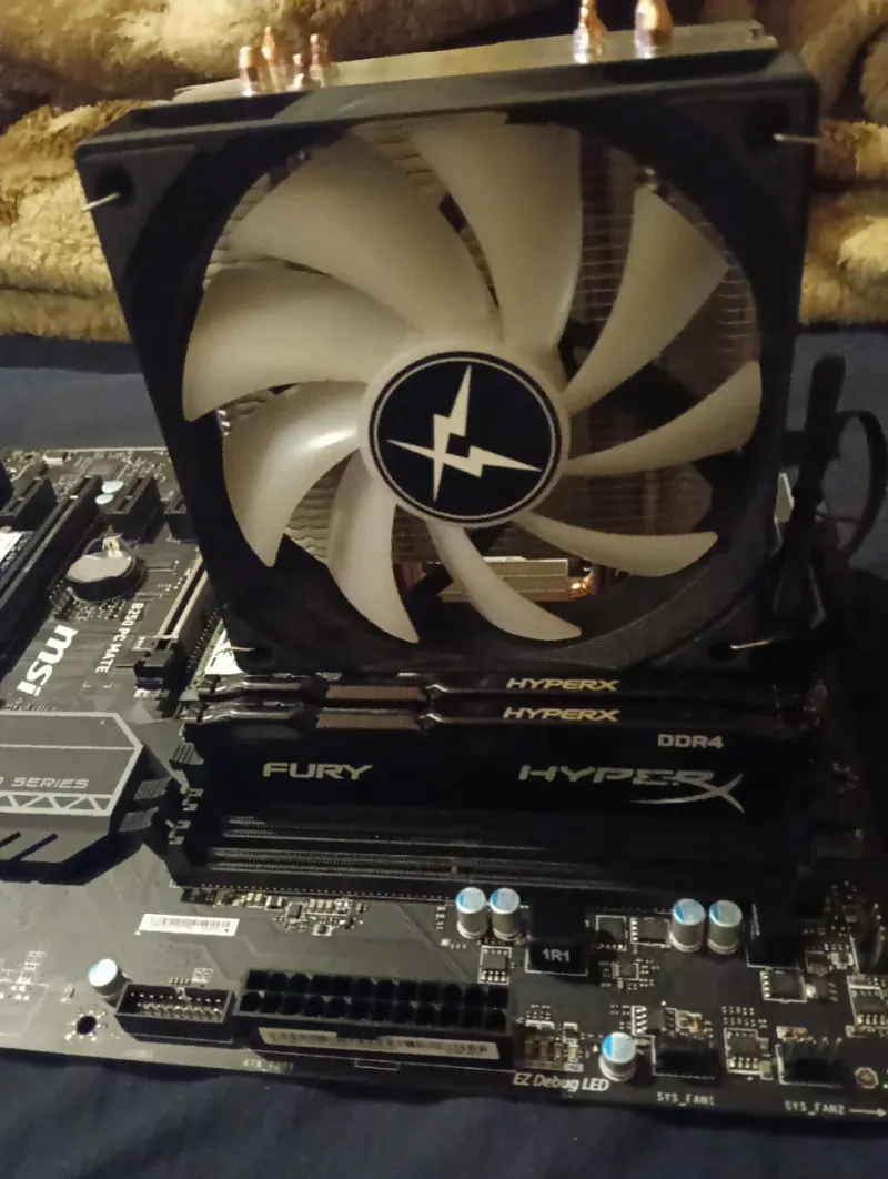 Placa Base MSI B250 PC Mate ATX + inter I5 7400 afbeelding 3