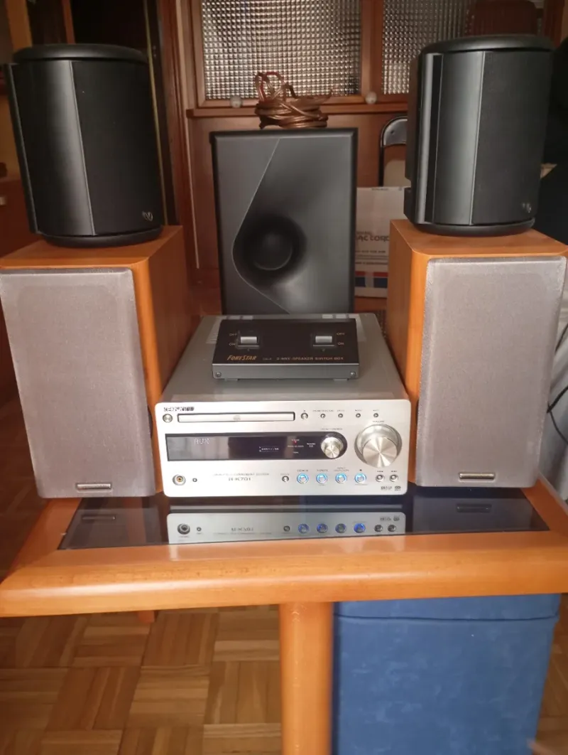 Equipo de música Kenwood H-K701