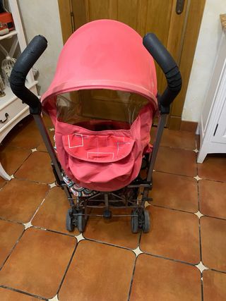 Silla de paseo Maclaren roja