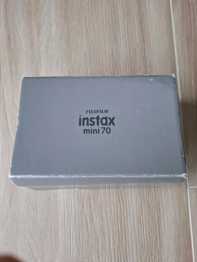 Cámara Fujifilm Instax Mini 70 Gris