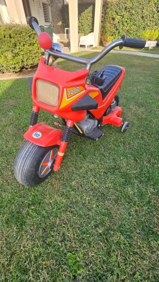 Moto Elettrica 12V Bambino Cobra Rossa Peg Perego