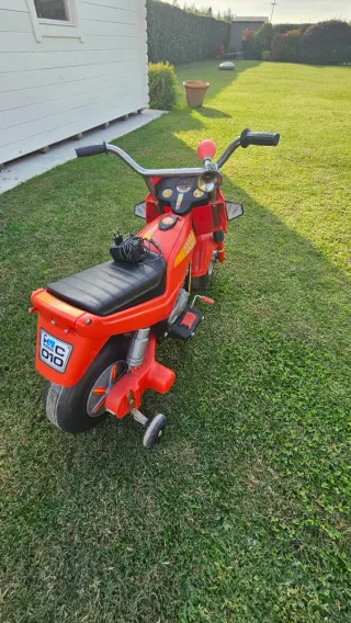 Moto Elettrica 12V Bambino Cobra Rossa Peg Perego