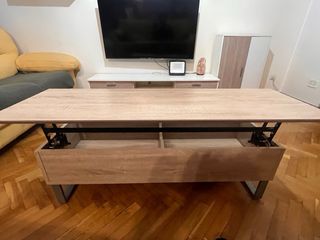 Muebles de salón y mesa de centro