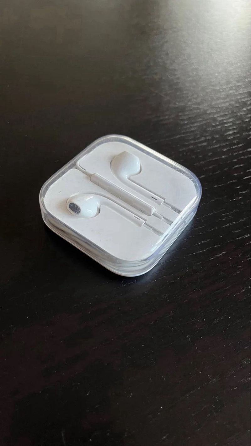 Auriculares Apple EarPods Jack 3.5mm Blancos afbeelding 2
