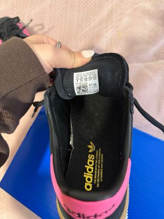 Adidas Handball Spezial Negro y Rosa