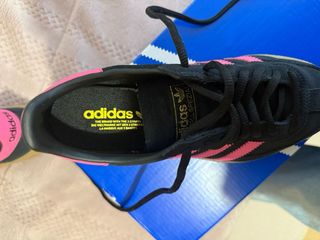 Adidas Handball Spezial Negro y Rosa