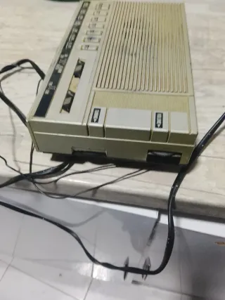 Radio despertador Oskar vintage 80s/90s