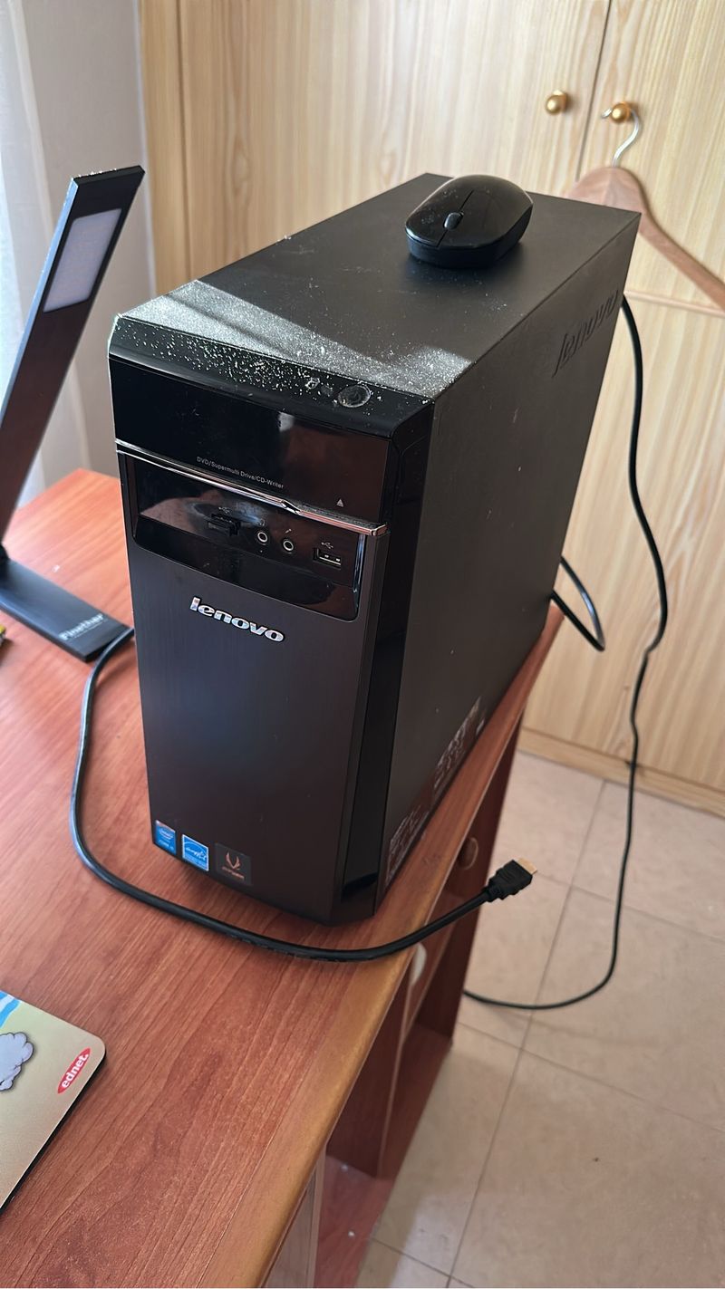 PC Lenovo i5 8GB RAM 512GB SSD