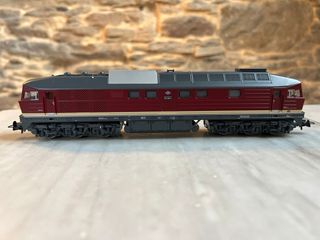 Locomotora Roco 132 353-4