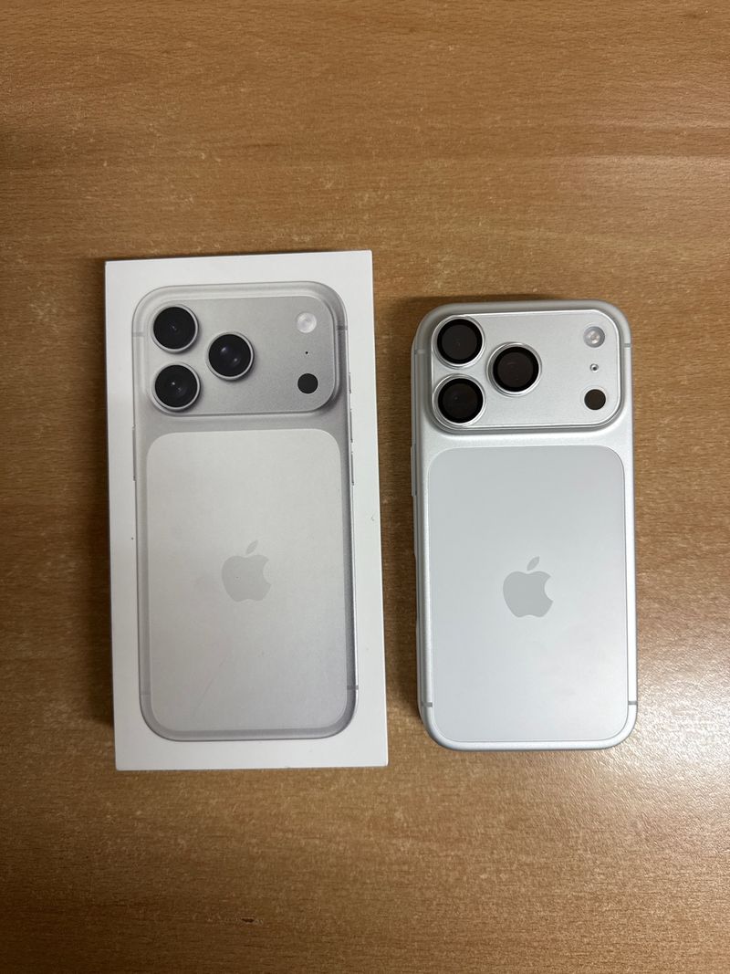 iPhone 17 Pro 256GB Plata Nuevo Solo 2 ciclos