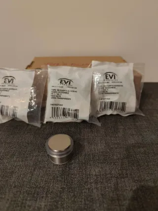 Topes de puerta acero inox. mate. Servi Herrajes.