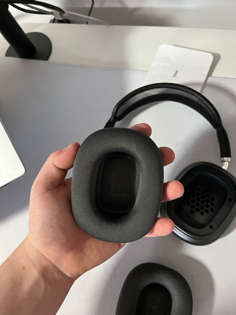 Airpods Max Negro/Gris Espacial afbeelding 3