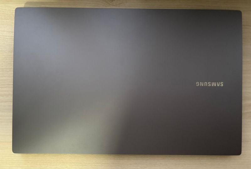 Samsung Galaxy Book 4 i7 1TB SSD 16GB RAM afbeelding 2