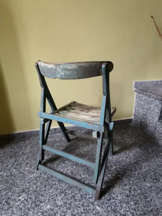 Silla vintage plegable madera azul