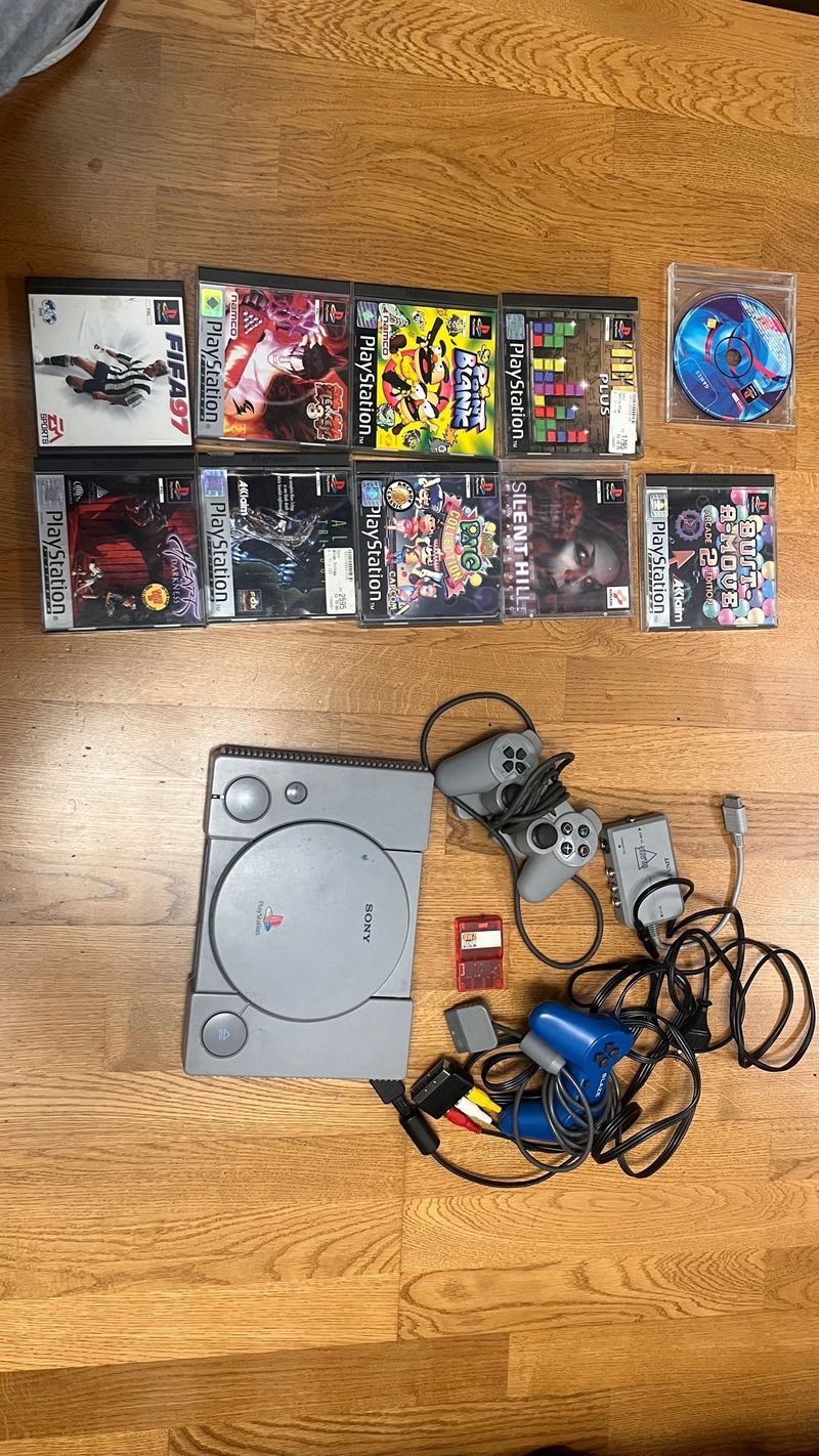 Consola PlayStation 1 Gris + Juegos afbeelding 2