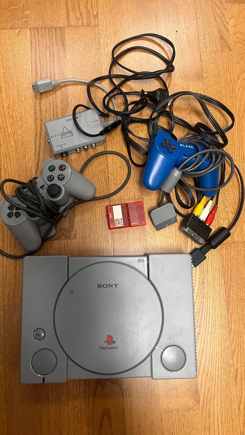 Consola PlayStation 1 Gris + Juegos afbeelding 4