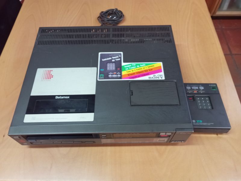 Gravador Sony Betamax SL-C80