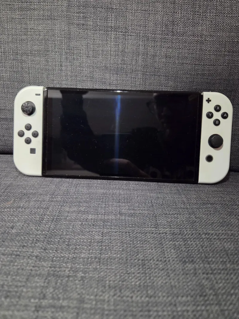 Nintendo Switch OLED Usada en Garantía afbeelding 2