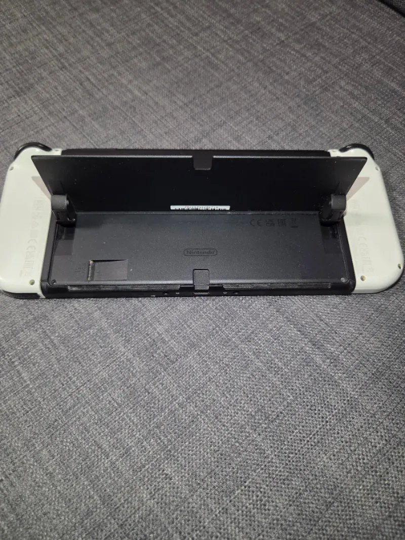 Nintendo Switch OLED Usada en Garantía afbeelding 5