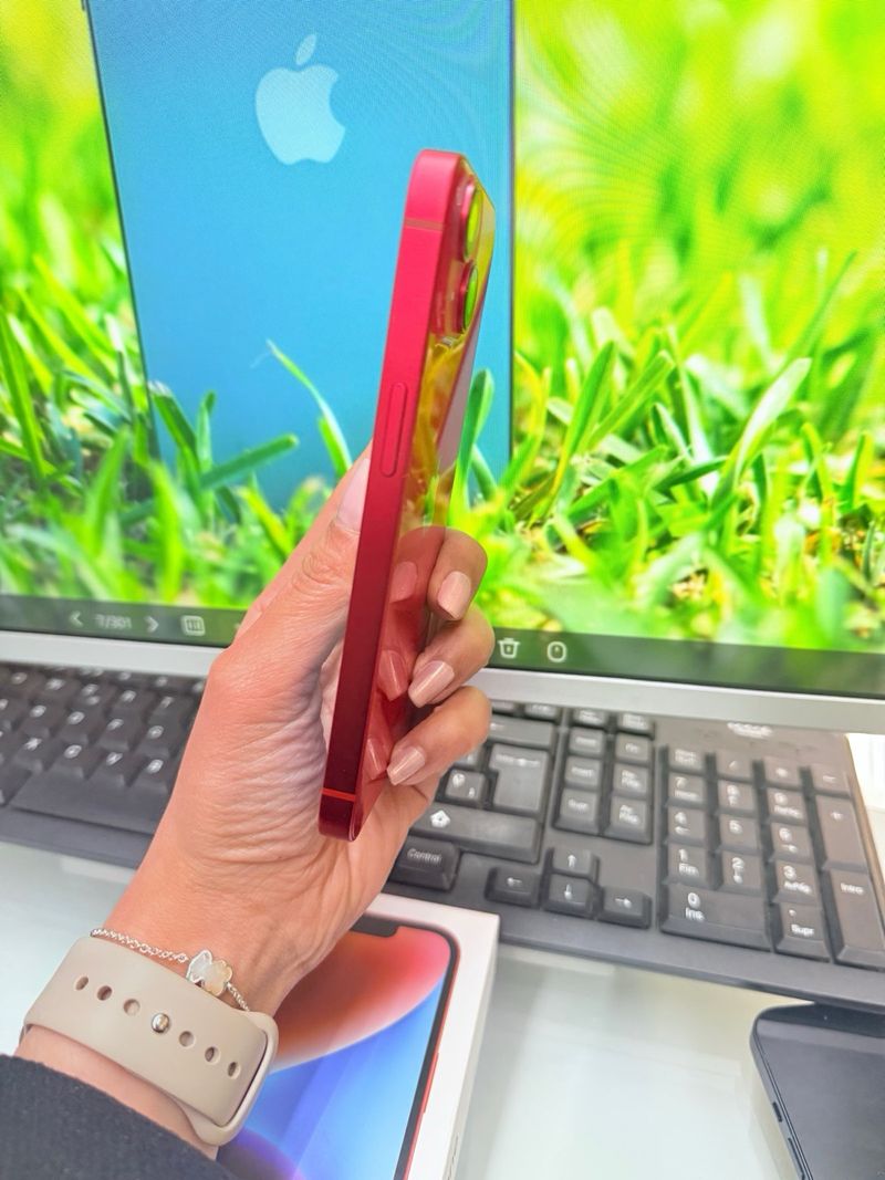 iPhone 14 256GB Rojo afbeelding 2