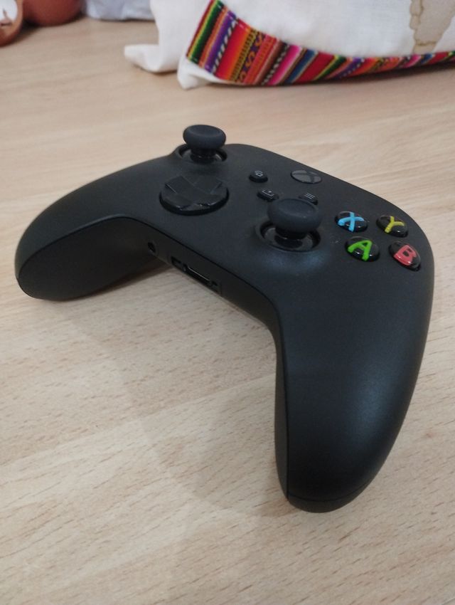 Mando Xbox Negro sin usar