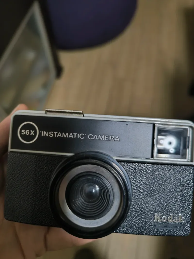 Cámara fotográfica Kodak Instamatic 56X afbeelding 3