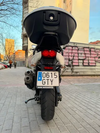 Gilera GP 800 Aniversario Maxi Scooter