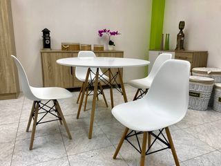 REBAJA ¡Mesa redonda nórdica + sillas!