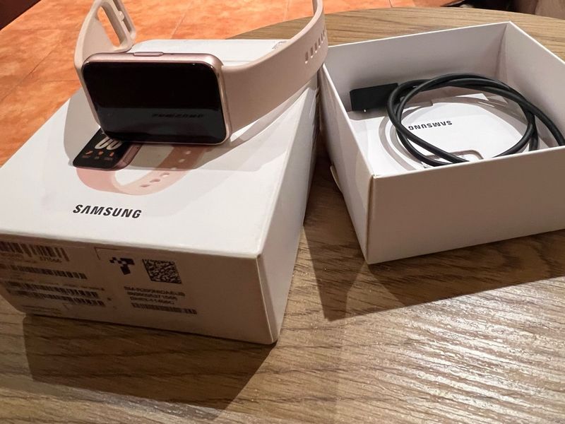 Samsung Galaxy Fit3 Rosa
