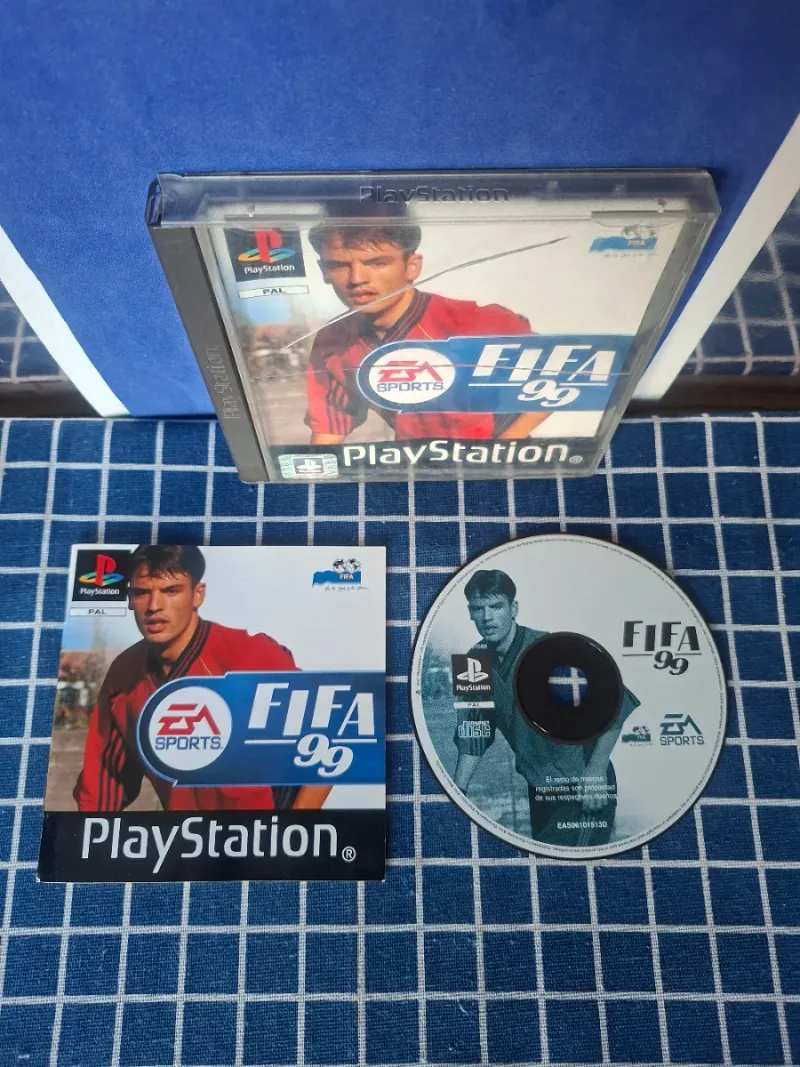 🇪🇸PS1 FIFA 99 ORIGINAL COMPLETO afbeelding 2